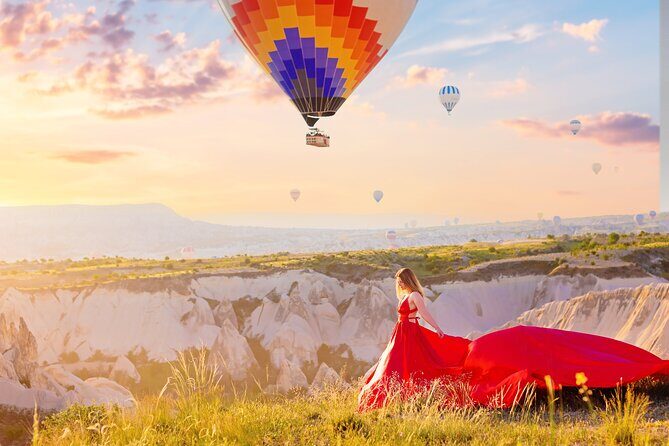 Cappadocia Dreamscapes: Tailored Shoots by Zerders Photography - Love Valley First: Where Light Starts to Behave