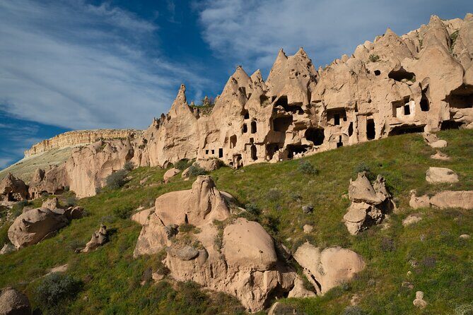 Cappadocia Guided Red Tour with Lunch & Entrance Fees - Paşabağ (Monks Valley): Tall Mushroom-Shaped Fairy Chimneys