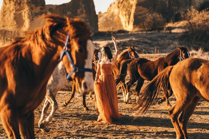 Cappadocia Photo Shoot (Cappadocia Photographer) - Stop 2: Love Valley With Balloons in Your Frame
