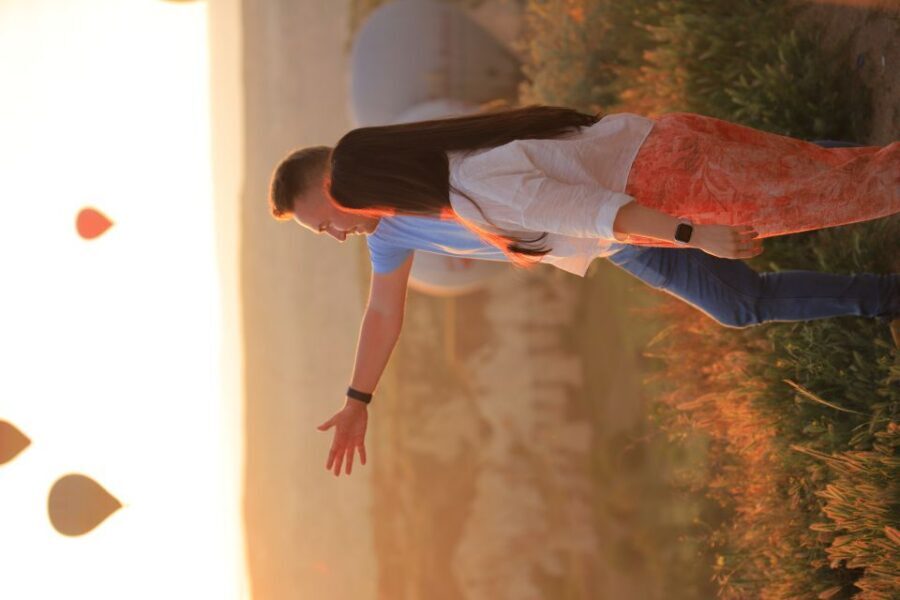 Cappadocia Photo Shoot with Flying Dress Option in Goreme - Flying Dress Option in Göreme: When It Makes Sense