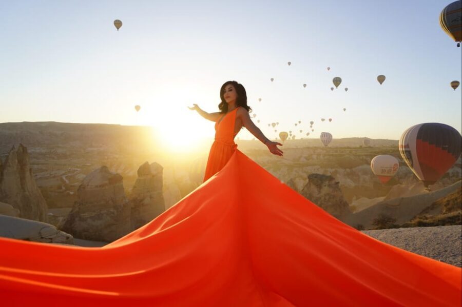 Cappadocia: Private Outdoor Photoshoot at Sunrise w/Transfer - Sunrise vs Daytime vs Sunset: Picking the Right Light for Your Photos