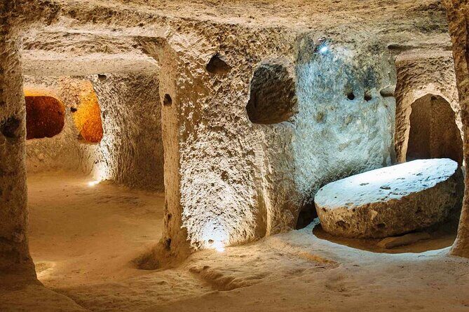 Cappadocia Red & Green Tour in One Day Guided By A Local Expert - Paşabağları and Pasabag Fairy Chimneys: Two Stops, One Surreal Theme