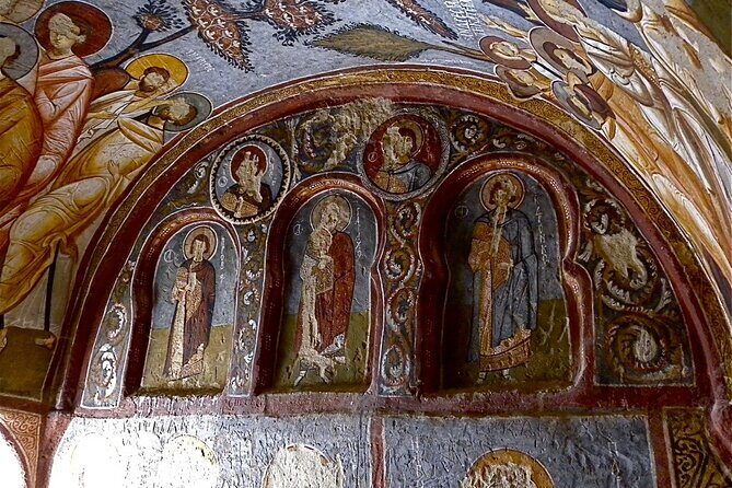 Cappadocia Red Tour: A Day of Exploration with an Expert Guide - Zelve Open-Air Museum: Cave Churches and the Early Monastery Feel