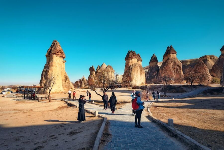 Cappadocia Small Group Day Tour - Goreme Open Air Museum - Group Size, Vehicle Comfort, and the Pace You Should Expect