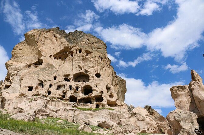 Cappadocia South Tour (Pro Guide, Tickets, Lunch, Transfer incl) - Price and What You’re Really Paying For