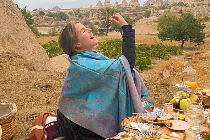 Cappadocia Sunrise Breakfast With Hot Air Balloons - Private Tour Energy: Pickup, Group Size, and Photo Freedom