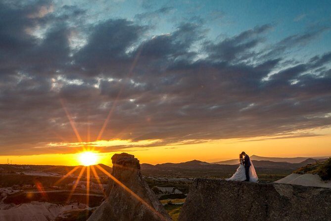 Full Moon Walk in Cappadocia - Red and Rose Valleys at 9:00 pm: the vibe you’ll get