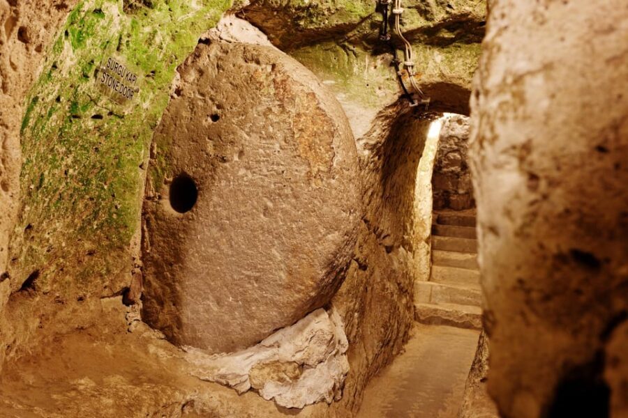 Göreme: Cappadocia Green Tour with Underground & Lunch - Two optional shopping stops: leather/fur and onyx