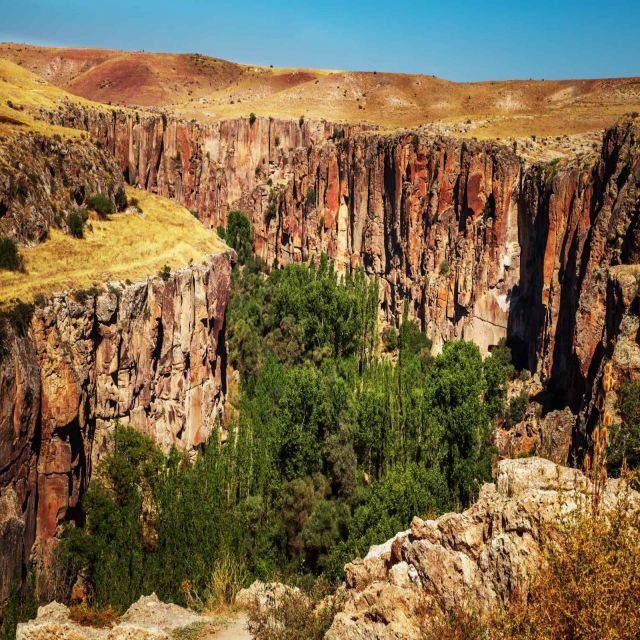 Private Red tour in Cappadocia - Starting From Göreme: Pickup and Your First Best Look